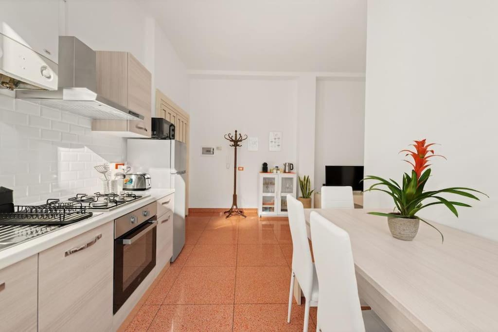 Loft Navigli - Centro - 70 Mq Due Da Letto Apartment